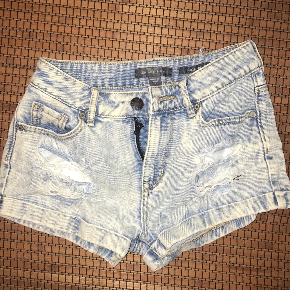 Kendall&Kylie Highrise denim shorts